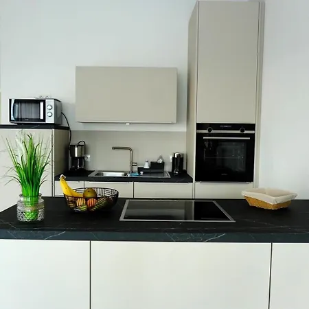 2918 - Strandwiese 1 8 Даме