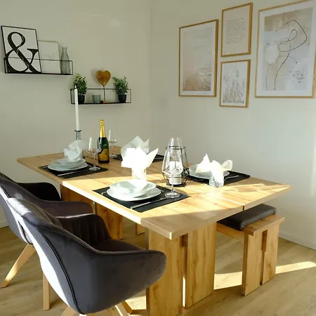 2918 - Strandwiese 1 8 *